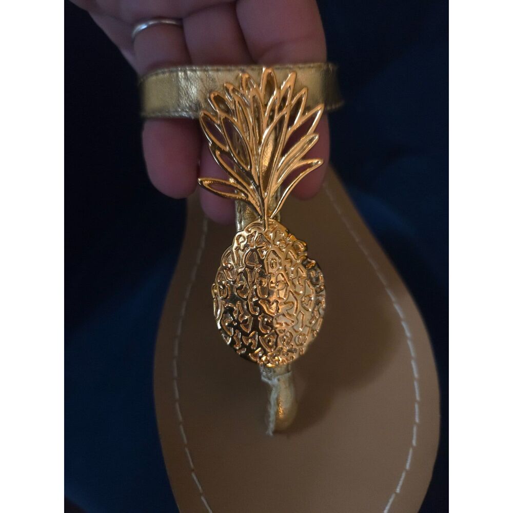 Lilly Pulitzer - Gold Pineapple Flip Flop Sandals - Size 6 - Picture 3 of 5